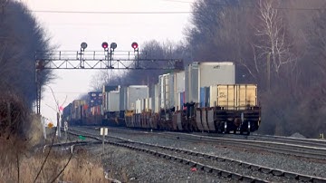 Fast CSX Intermodal Train in 4K UHD