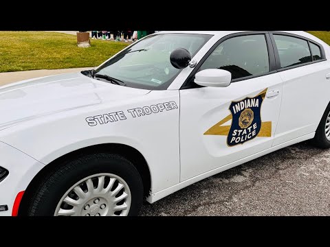 Indiana State Trooper bit by woman during traffic stop - YouTube