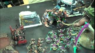 Tyranid Bio-Titan vs Ork Mob- Blue Table Painting Tyranid Bio-Titan vs Ork Mob- Blue Table Painting