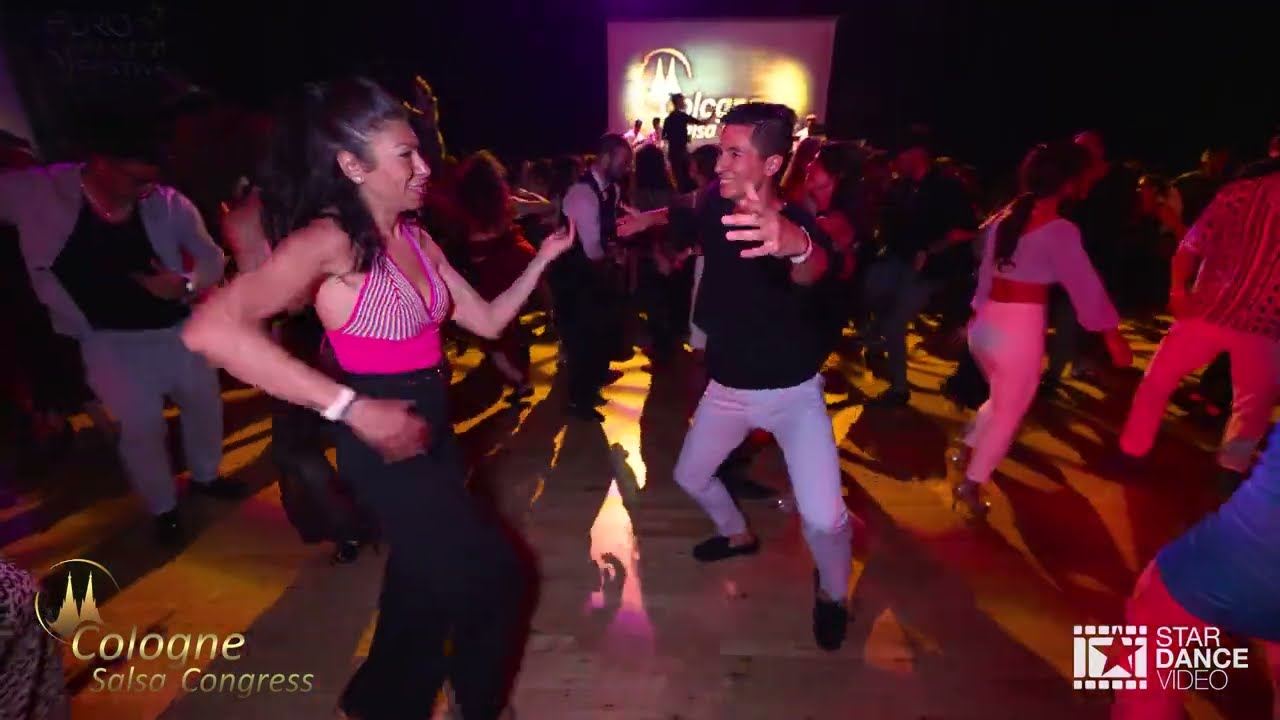 Fred Dancefloor & Ozlem Sevimkan Full ~ social dancing @ Cologne Salsa Congress 2023
