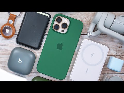 10 MUST HAVE Essential Accessories for YOUR NEW iPhone 13 / iPhone 13 Pro!  | Raymond Strazdas