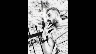 Beni Hep Kavgalarımdan Bildiler Resimi