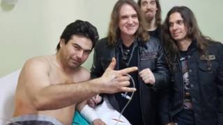 Neuquen -Mustaine, líder de Megadeth, visito al fans apuñalado en su recital