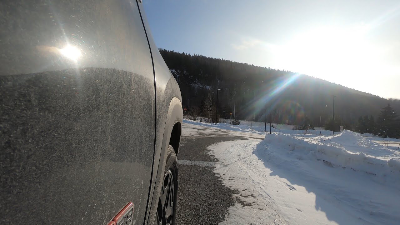 Jeep Renegade Front Tire POV in Crisp Snow (ASMR) | -15°C Winter Forest Road