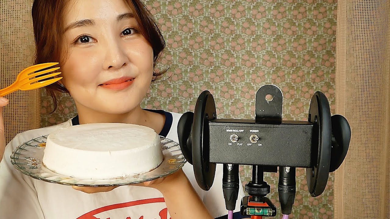 강추‼️ 꾸덕한 비건 치즈케이크 eating sounds ASMR with 3DIO