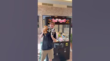I Found a SECRET Mall Claw Machine 🤫 #shorts #arcade #clawmachine