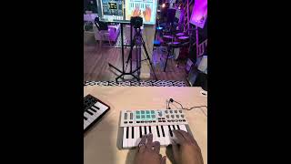 POV: Making A Beat In 1-Min With The Akai MPK Mini MKIV #shorts