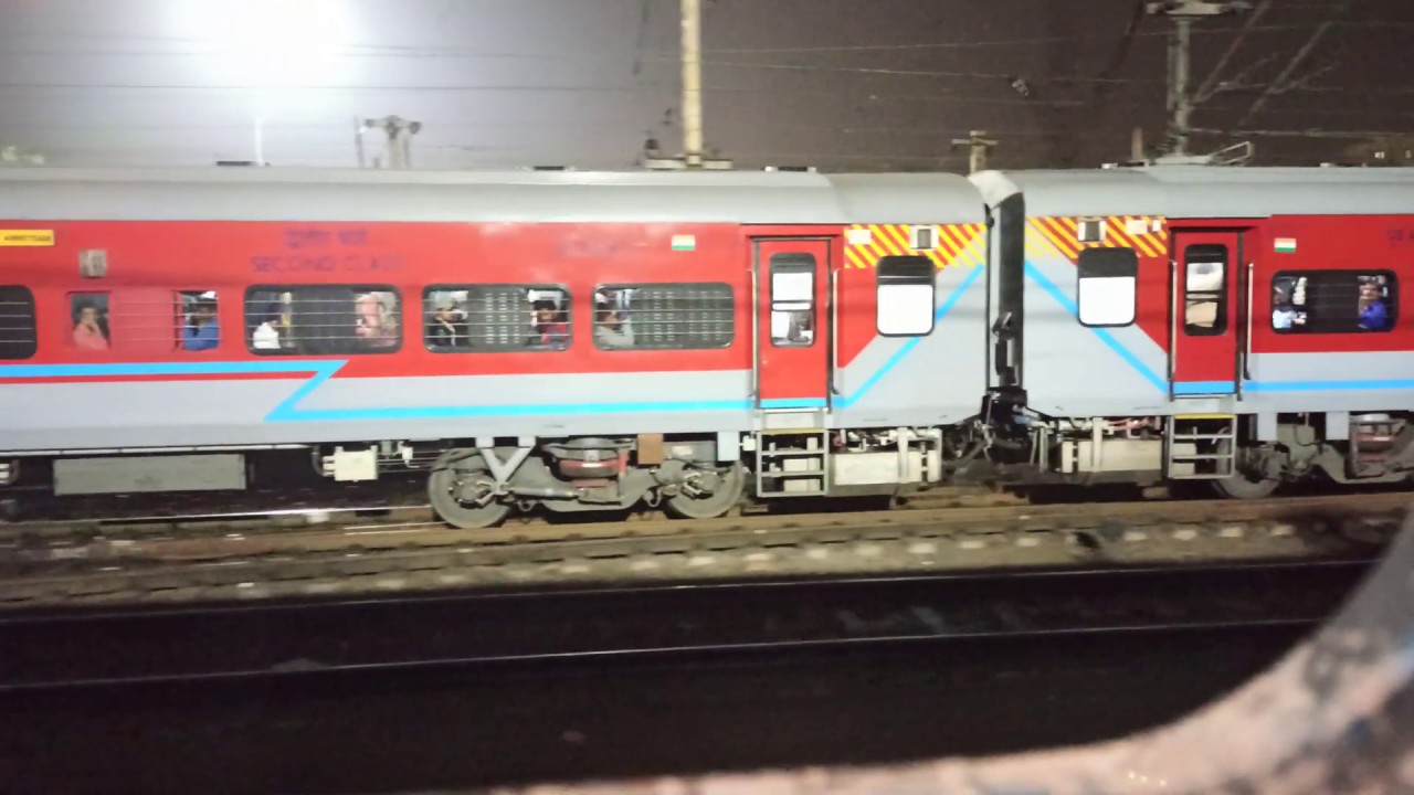 Lhb Rak Train Parallel Departs with 2nd New LHB Rake of 13005/Amritsar Mail from ...