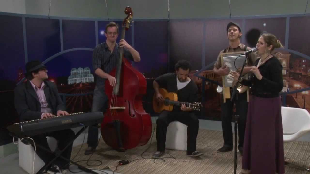 Prosa Curitibana - Gringos Wash Board Band - A Little More Money