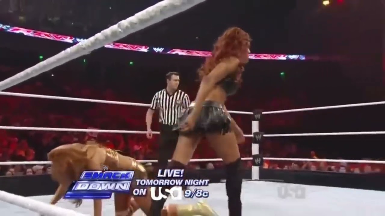 FULL MATCH - Melina vs. Fox vs. Torres - Triple Threat No. 1 Contender’s Match: Raw, Dec. 20, 2010