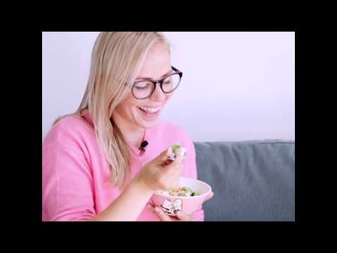 Video: Hvordan Lage En Pastagryte Med Cottage Cheese Og Epler?