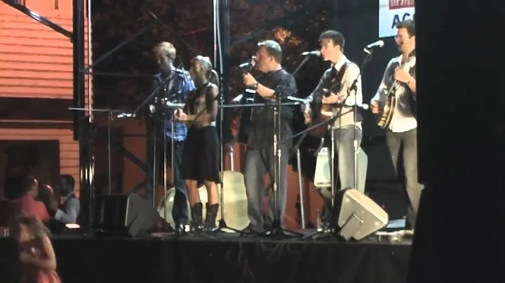 "Julianne"- (Barry sings) Barry Scott & Mountain F...