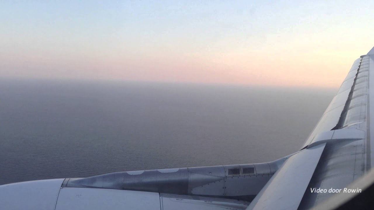 Klm Landing Bonaire Kl 767 Airbus A330 200 Ph Aol In Economy