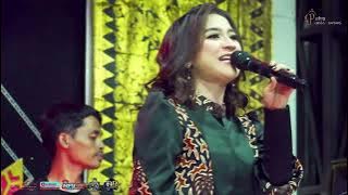 FANNY SABILA - NURIH RASA VERSI PUTRA SUNDA SAWAWA LIVE SHOW ANGKRINGAN TEH ITA! PERDANA DI NYANYIIN