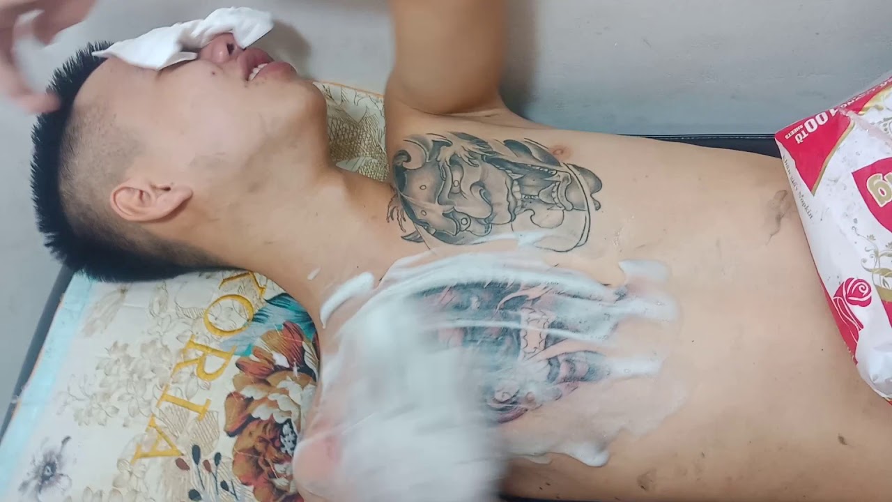 Tattoo mặt quỷ thanh niên khóc nức nở | Khái quát những nội dung liên quan đến ý nghĩa hình xăm quỷ oni chi tiết nhất