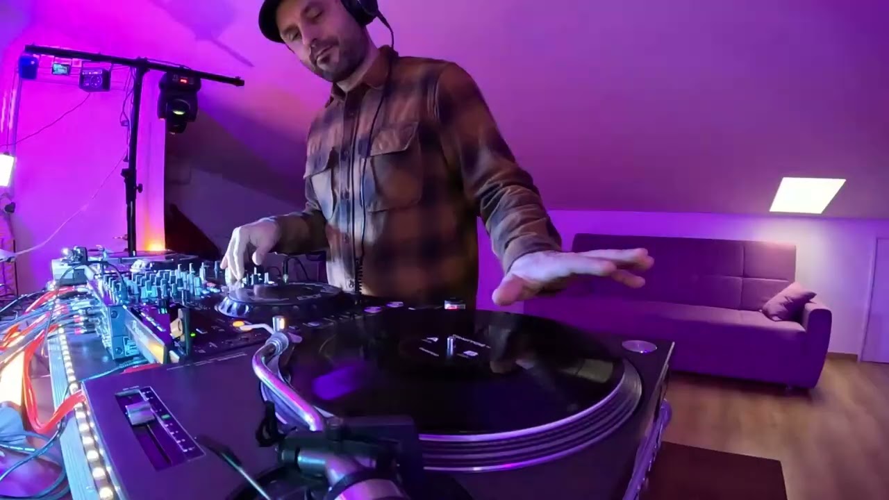 Progressive & Deep House DJ Set – January 2026 | Smooth Melodic Journey