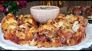 EASY GARLIC KNOT RING RECIPE | Simply Mama Cooks