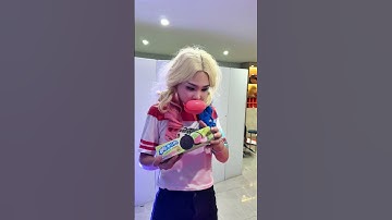 How did Harley Quinn bring lipstick into the classroom#Harley Quinn #joker