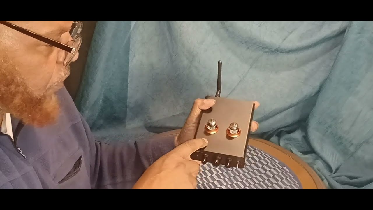 Fosi Audio P3 Tube Preamp Headphone Amplifier, with Bluetooth, 5654W Vacuum Tubes and AUX out.