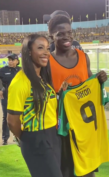 Shelly-Ann Fraser-Pryce links up with Reggae Boyz