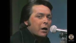 Mickey Gilley - Room Full Of Roses From The Porter Wagner Show 1974