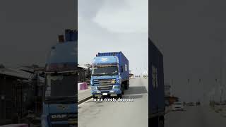 How a Port Crane Lifts Two Shipping Containers at Once