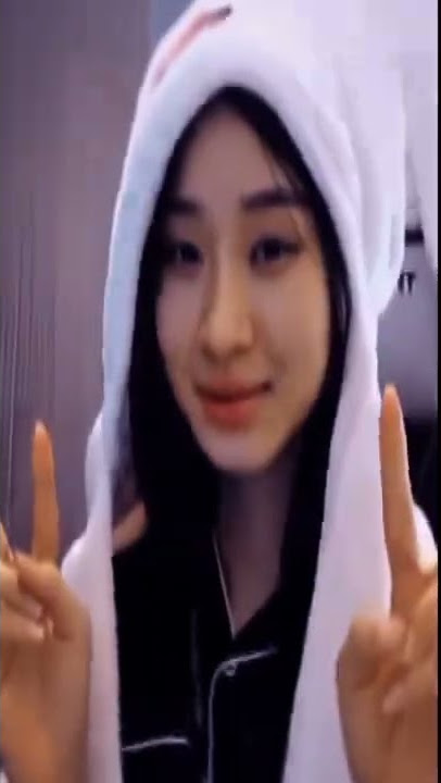 Ketika catheez di suruh pose imut
