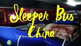 On the Sleeper Bus in China screenshot 3