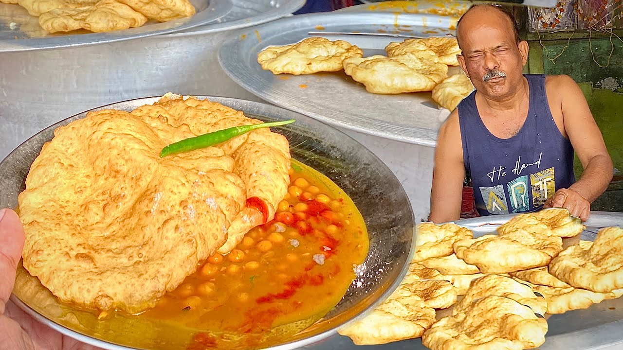 Kolkata street food Huge selling Naan puri with boiled egg only ₹24 plate