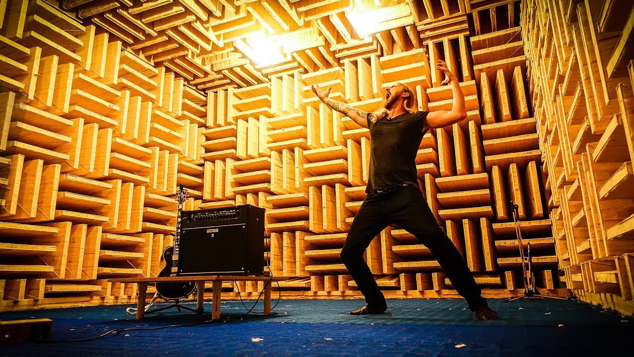 METAL IN AN ANECHOIC CHAMBER - YouTube