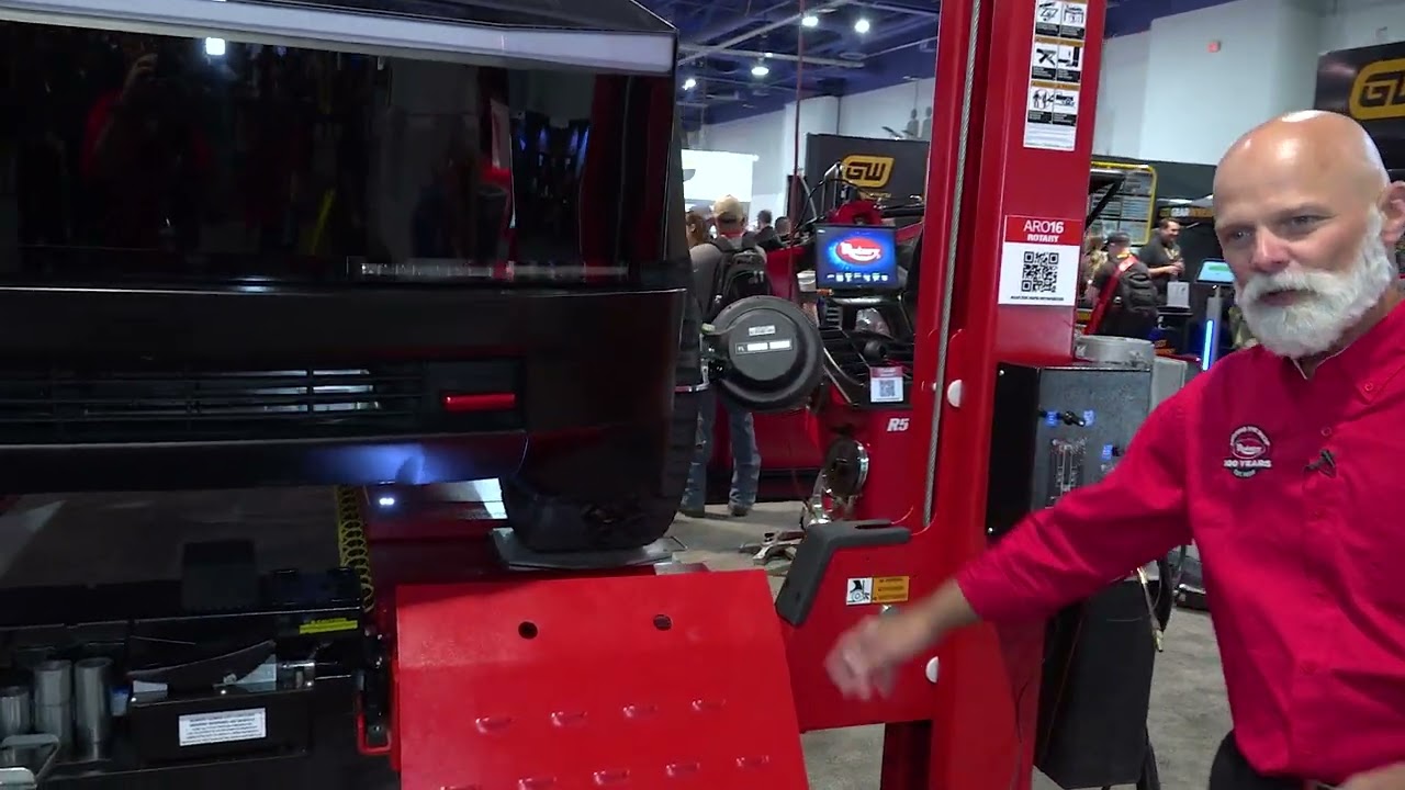 Rotary ARO16 Open-Front Alignment lift