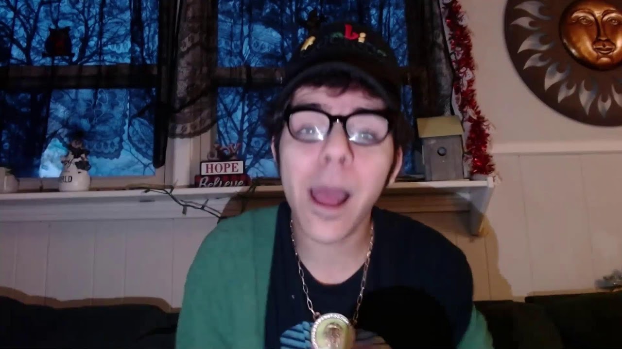 "LIVE' A trip to Doobieville + Chit Chat Strain in the "J": White Apple TartzJbogetslit