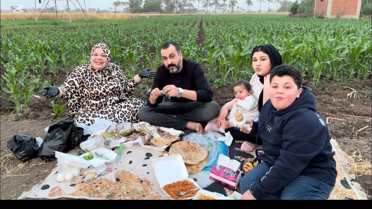 ام جني هو في احلي من كدا شم نسيم🥰🥰🥰🥰