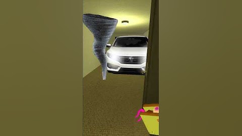 Tornado And Vehicle Chasing in Liminal Hotel Gmod