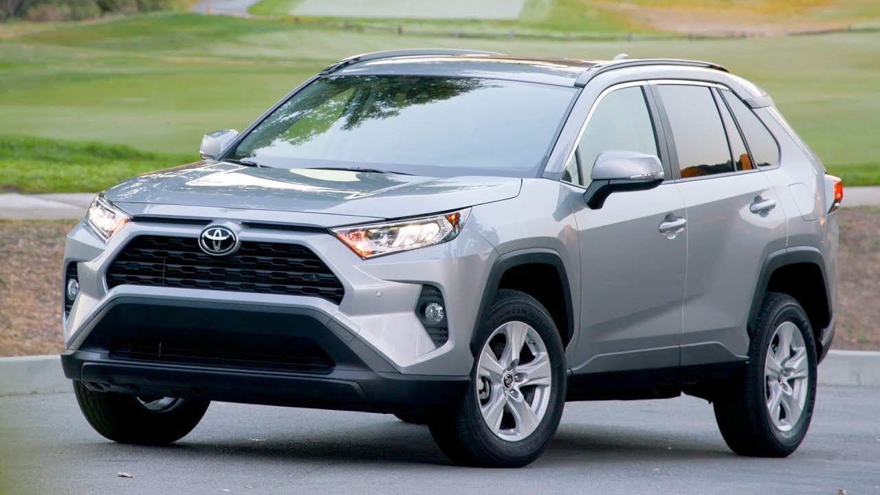 2019 Toyota Rav4 Xle Fwd Silver Sky Metallic Exterior Interior