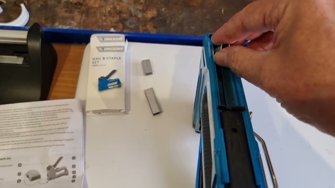 Workzone Heavy duty staple and nail gun