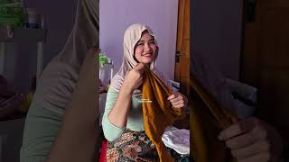 Neng Idoy Is Diligently Tidying Up Her Room villagegirl villagewidow villagewestjava