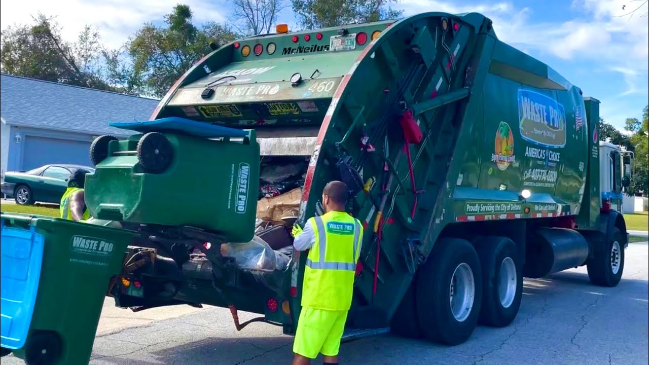 Waste Pros Rear Loader Waste Pro Rear Loader Garbage Truck Packing Heavy Post Christmas Trash ...
