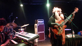 Thundercat - Tron Song (Houston 09.24.15) HD