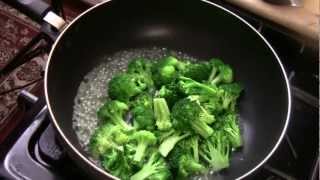 HOW TO MAKE BROCCOLI WITH GINGER AND GARLIC SAUCE