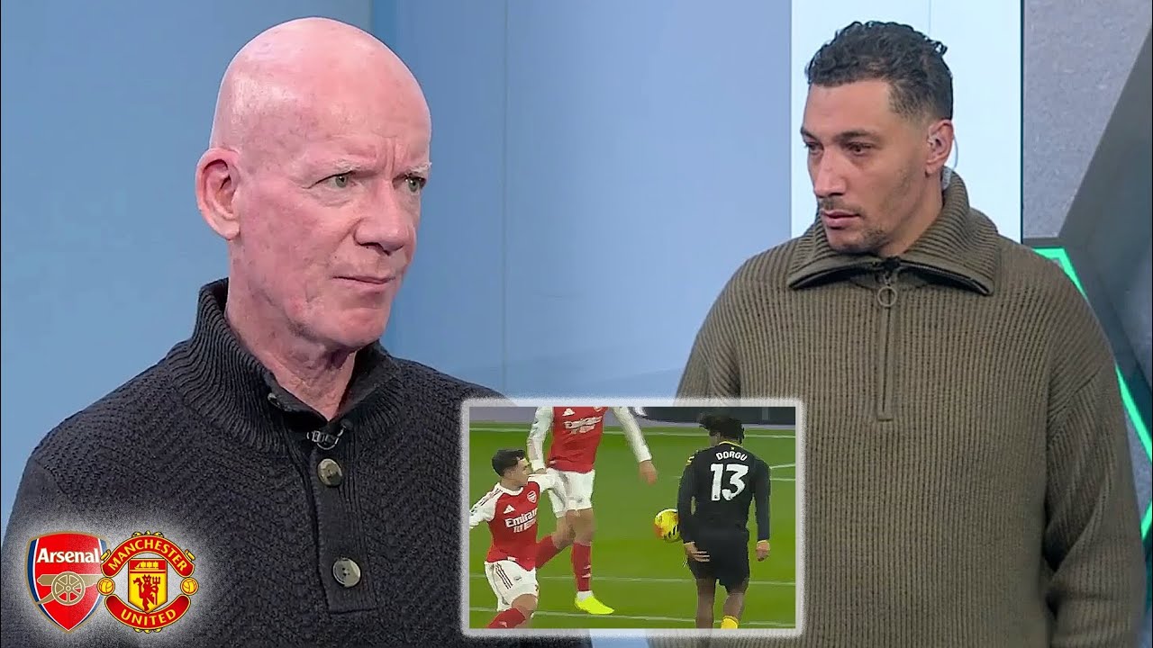 Dermot Gallagher Review Patrick Dorgu Handball Incident! - Is it Handball or not?