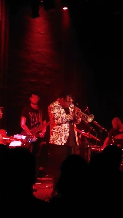 Excelente solo de trompeta de Keyon Harrold #jazz #montreal #trumpet