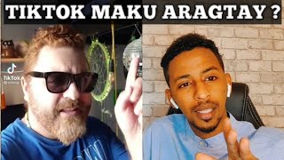 Wax Ka Ogow Sababaha Uu Ninkaan Udoortay Inuu Badanaa Hees Somalida Iska So Duubo