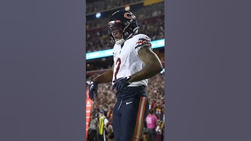 Justin Fields and DJ Moore Strike First on TNF