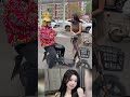 車の中に座っている #ショート動画, #おすすめ, #バズり中, #今話題, #日本の日常 #music #song #love #trum #duet #korean #japan