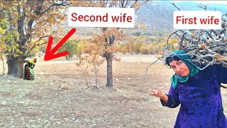 Zalim Ikinci Eş Geri Dönmüştür, Çocuklara Ve Ilk Eşe Tehlike Oluşturmaktadır.