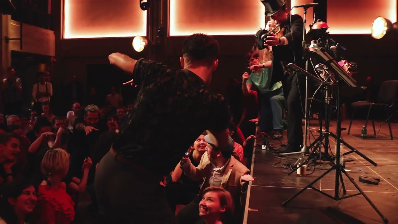 Felipe & Alexey jammin' to the Hot Swing Sextet at Swing It Berlin! 2024