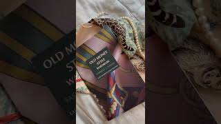 Old Money style is not what you think #book #quietluxury #backlisted #completeseries #peekinside