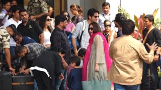 Saif Ali Khan, Kareena, Sara Ali Khan &amp; Ibrahim At Kalina Airport Leaves For Ambani&#39;s Pre Wedding