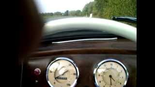 Download lagu IFA F9 Cabrio Herbstausfahrt IFA F9 Cabrio Herbstausfahrt